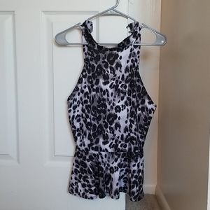 Like new! Grey leopard print tank top